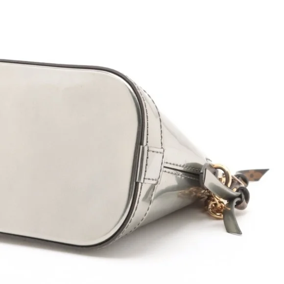 Authentic Louis Vuitton Vernis Alma - Picture 9 of 10